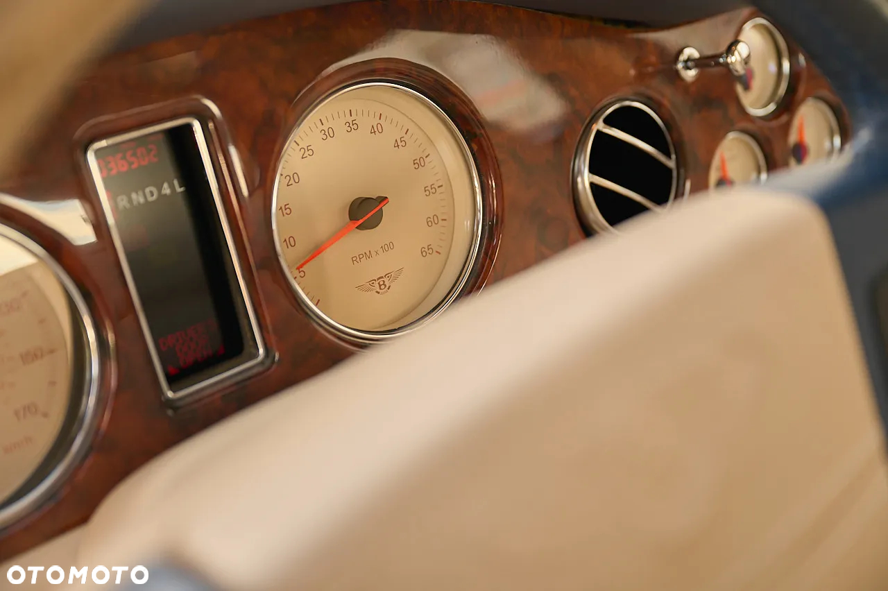 Bentley Arnage - 21
