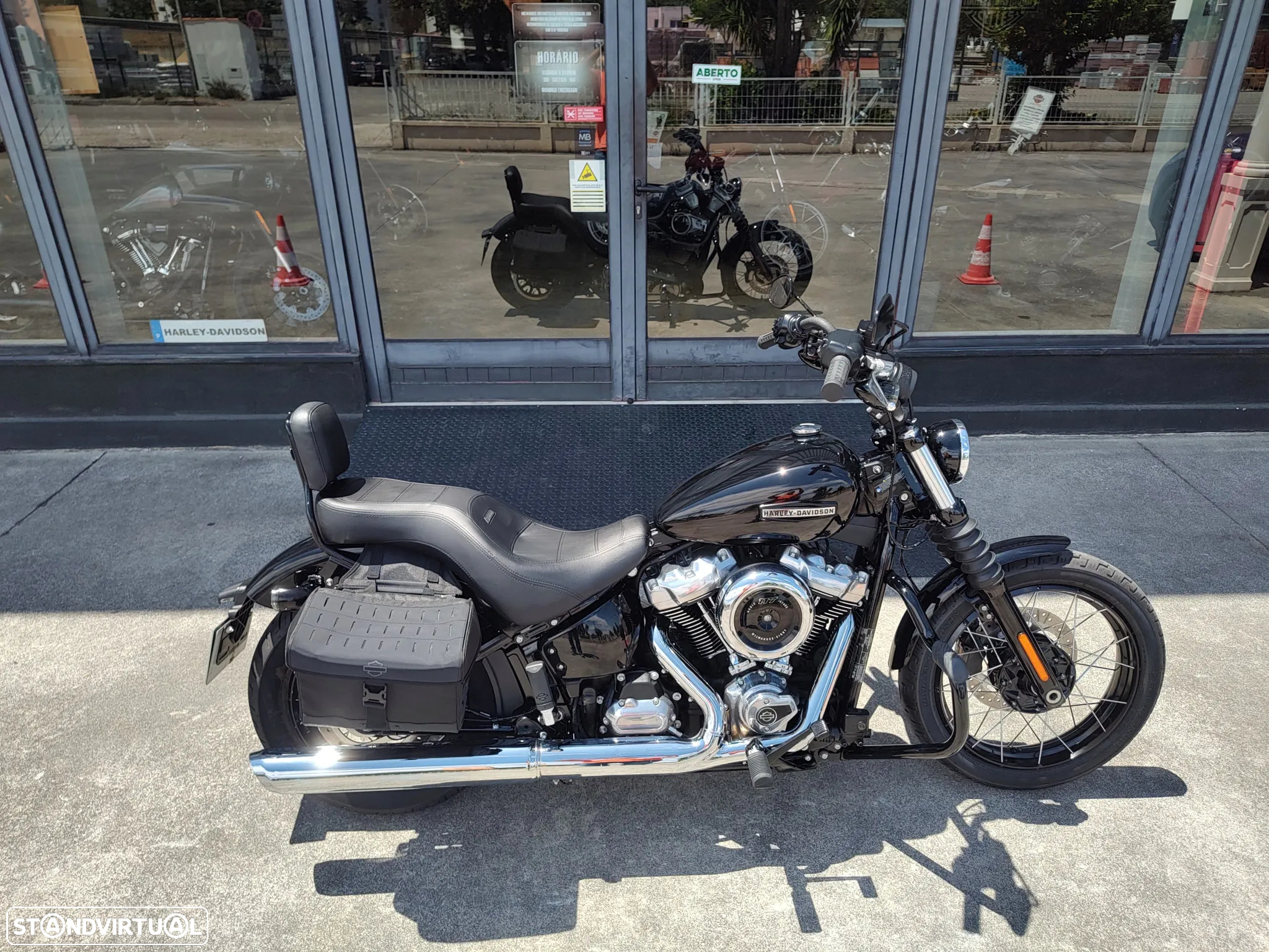 Harley-Davidson Street Bob 117 - 5