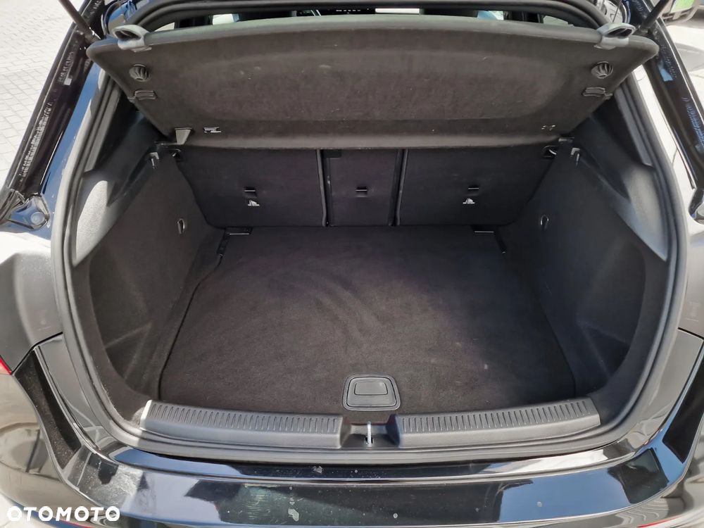 Mercedes-Benz Klasa A 200 d Progressive 8G-DCT - 28