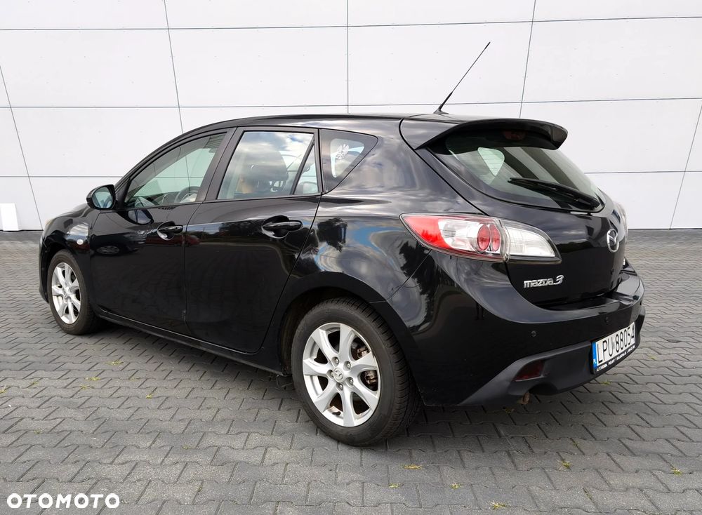 Mazda 3 - 5