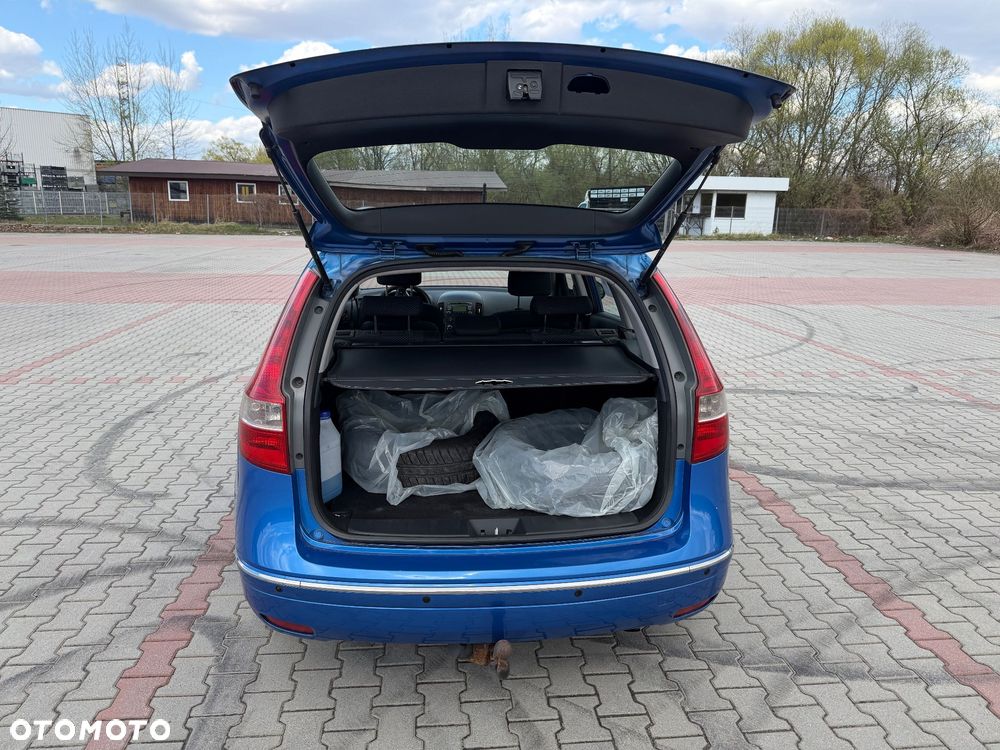 Hyundai i30 1.6 CRDi Comfort - 9