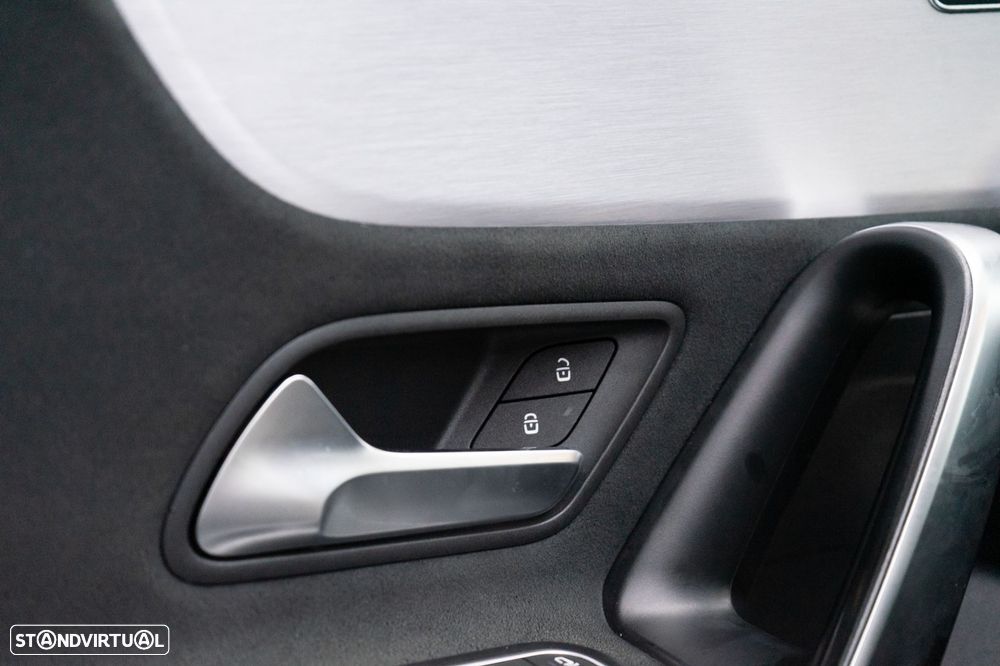 Mercedes-Benz A 35 AMG 4Matic - 29