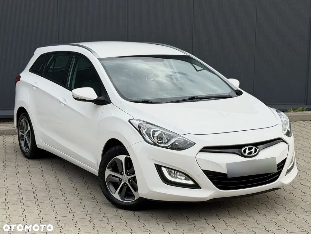 Hyundai i30 i30cw 1.6 Fifa World Cup Edition - 34