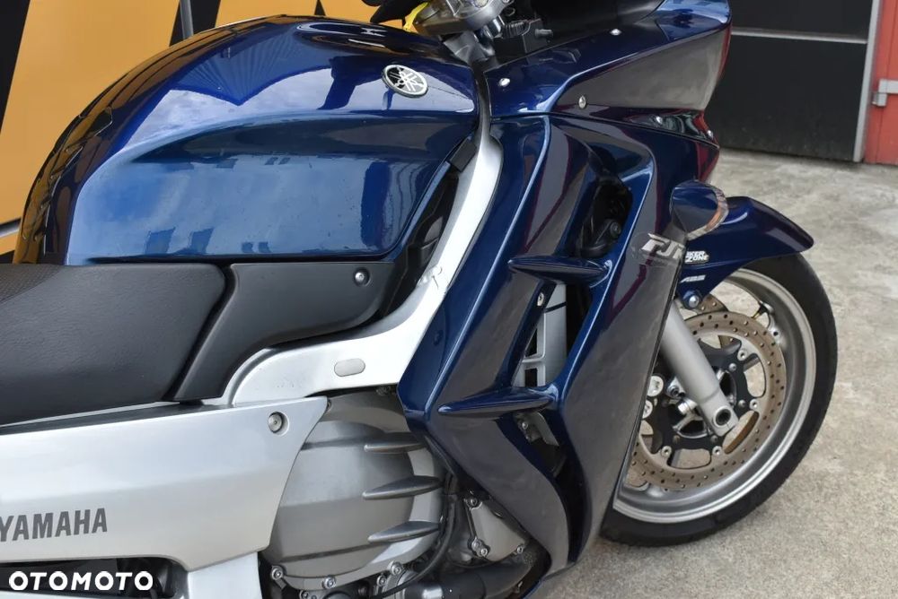 Yamaha FJR - 31