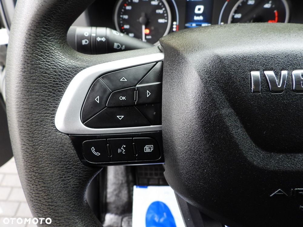Iveco DAILY 35S18 PLANDEKA WINDA 8 PALET WEBASTO TEMPOMAT KLIMATYZACJA  180KM - 31
