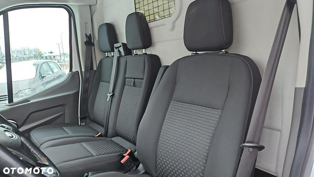 Ford Transit - 11