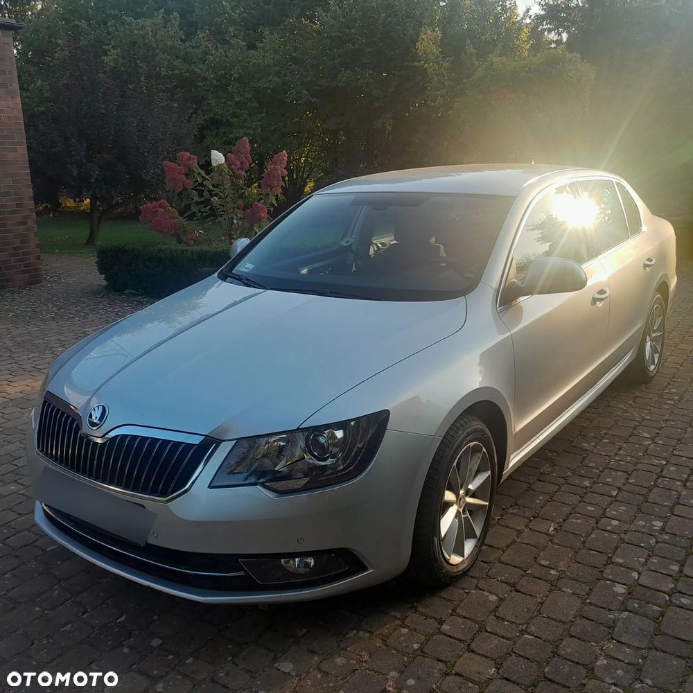 Skoda Superb - 1