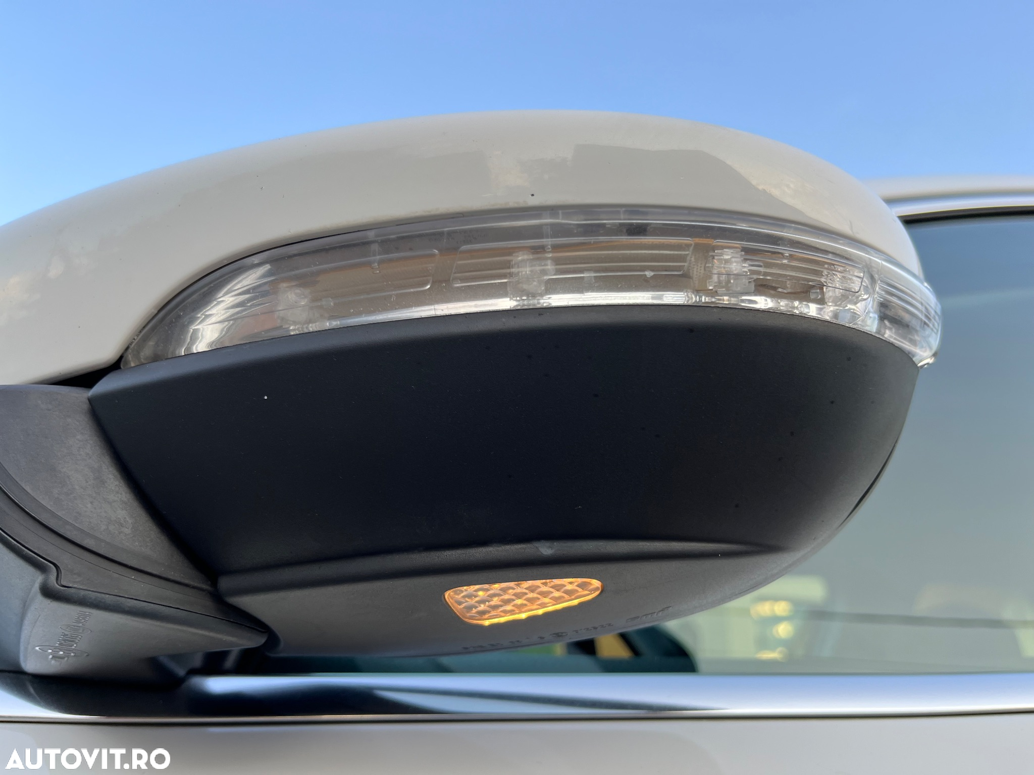 Volkswagen Passat Variant 2.0 TDI DPF DSG Individual - 37