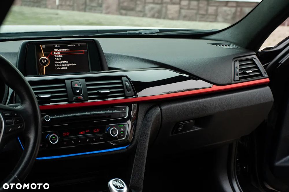 BMW Seria 3 316d Sport Line - 30