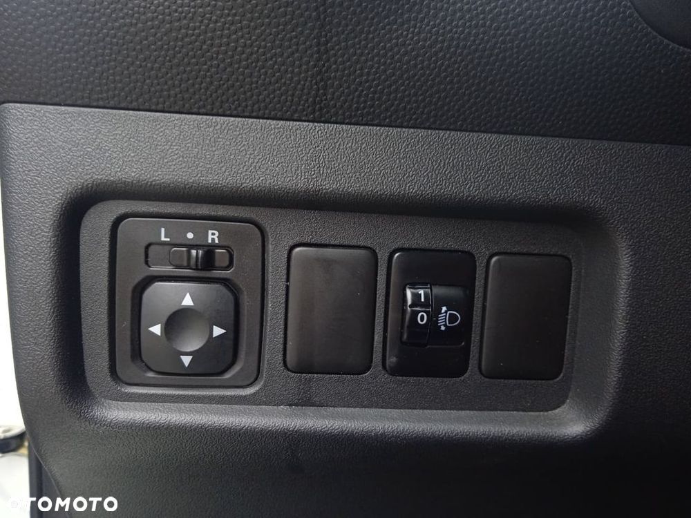 Mitsubishi Space Star 1.2 Inform Plus - 22