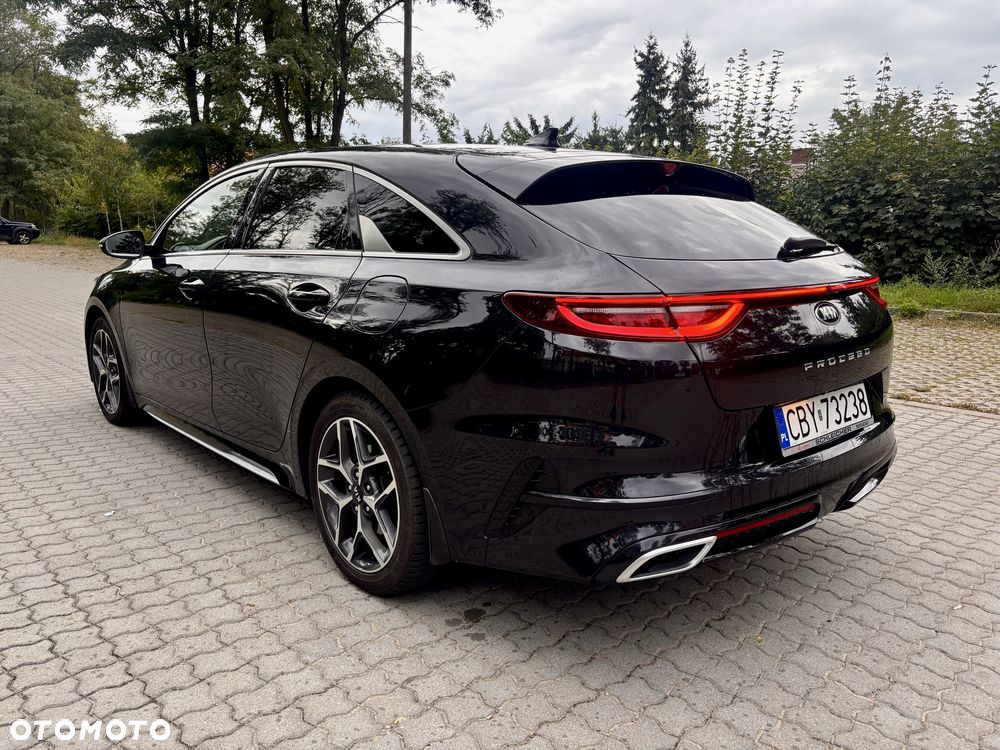 Kia ProCeed - 4