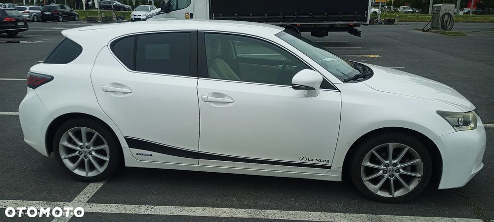Lexus CT 200h Classic - 2