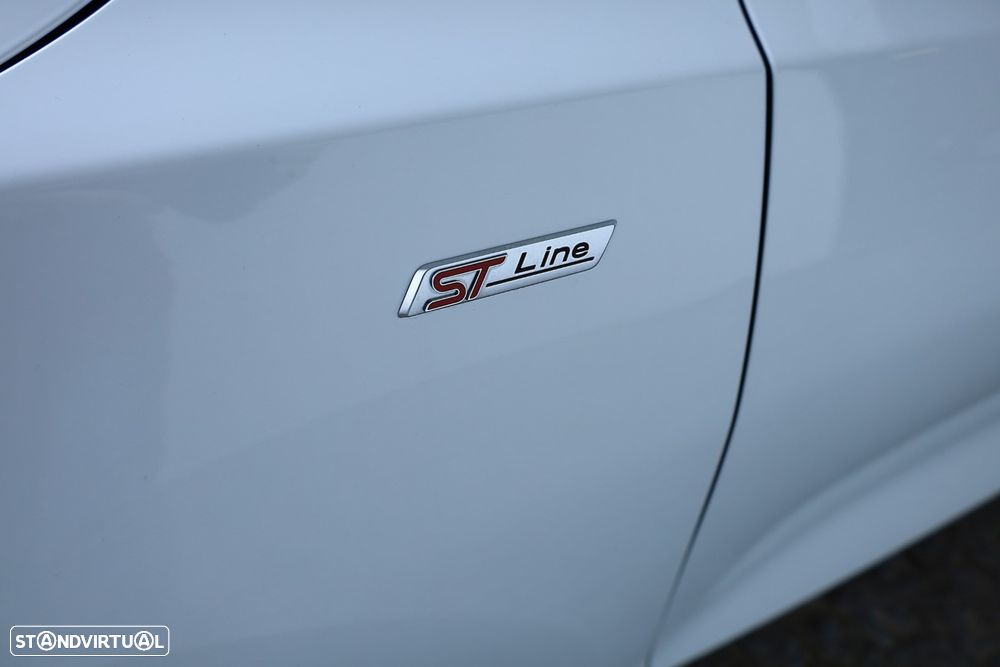 Ford Focus 1.0 EcoBoost MHEV ST-Line - 11