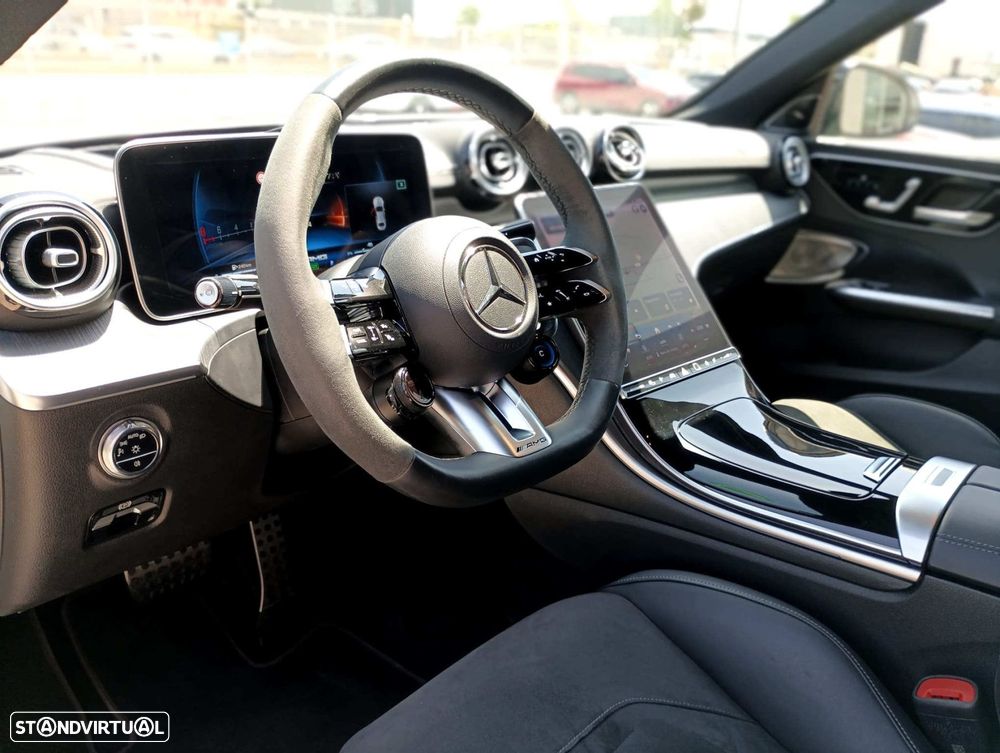 Mercedes-Benz C 63 AMG S E Performance 4Matic - 2