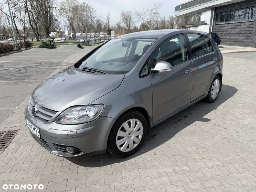 Volkswagen Golf Plus 1.6 Automatik Tour - 2