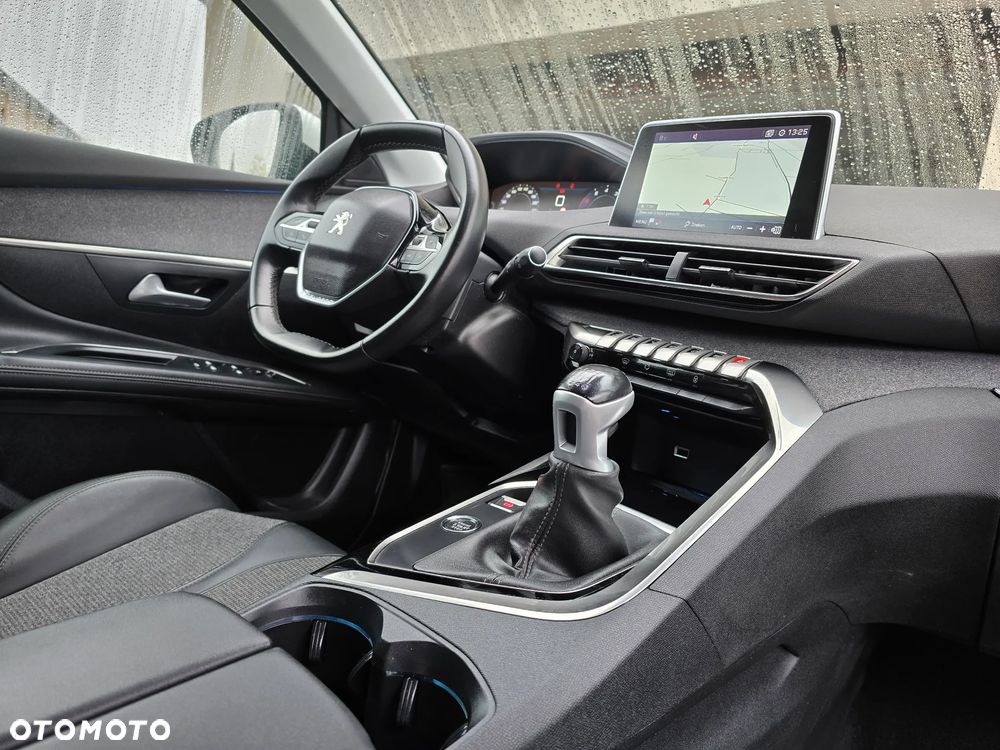 Peugeot 5008 PureTech 130 Allure - 13