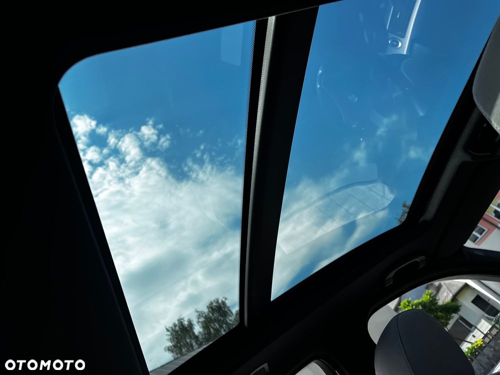BMW Seria 3 325i xDrive - 11