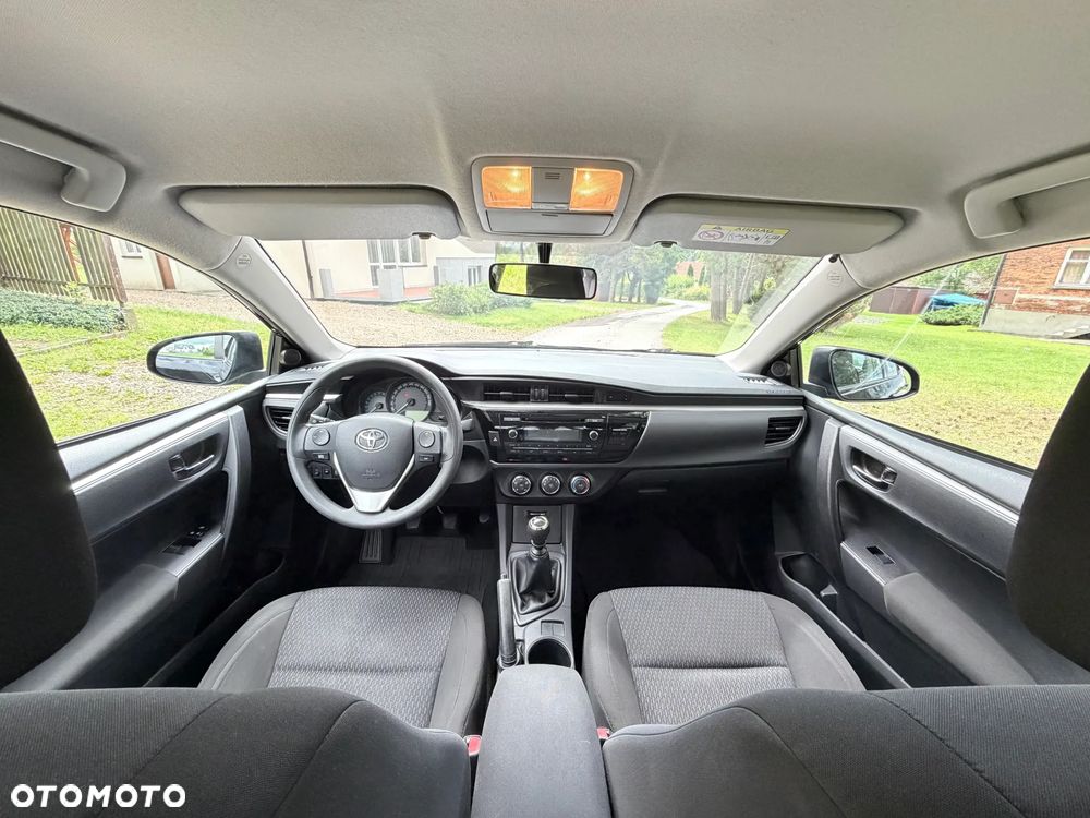Toyota Corolla 1.6 Comfort - 19