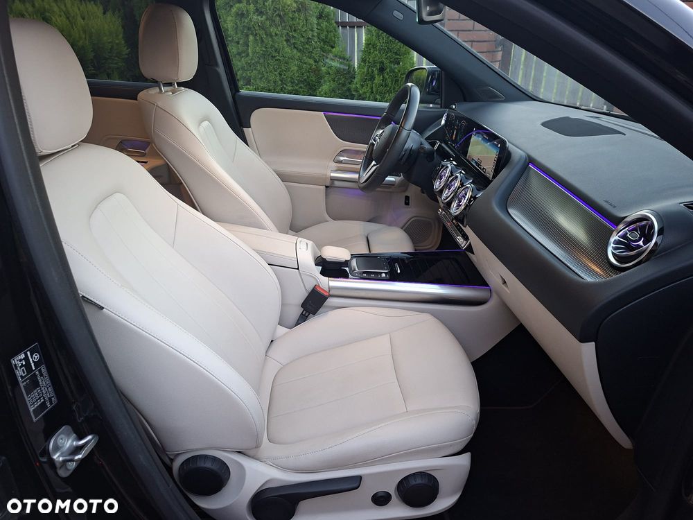 Mercedes-Benz EQA 250+ Electric Art - 9