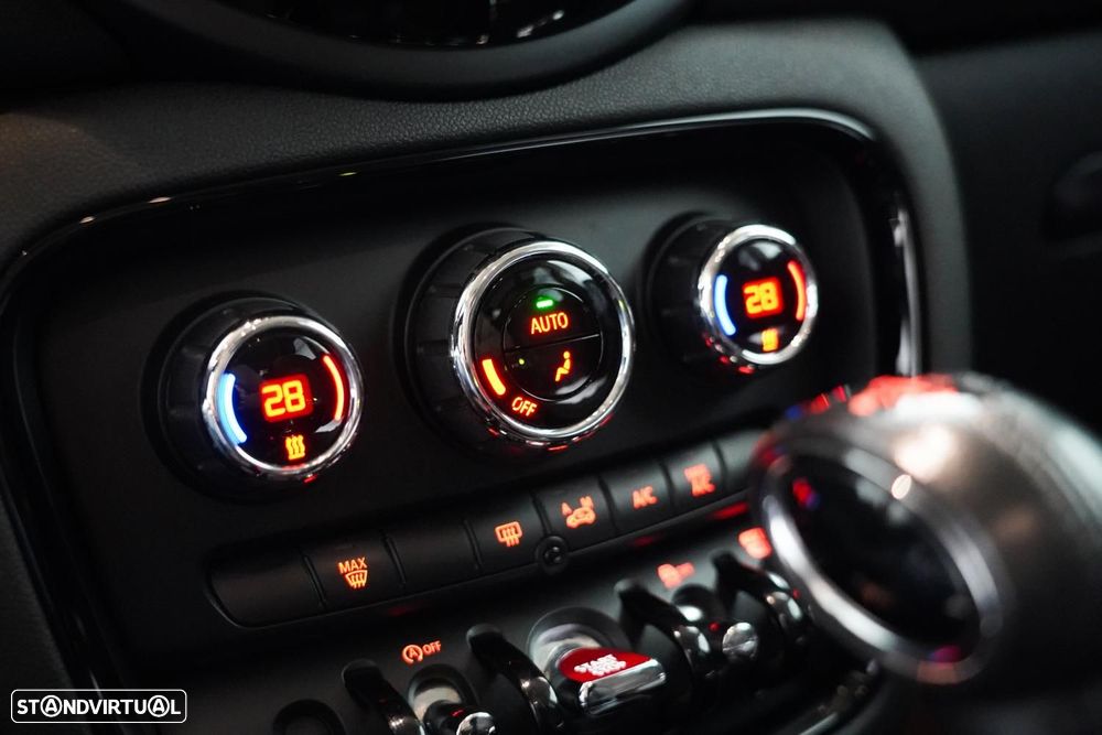 MINI Clubman One D Auto - 19