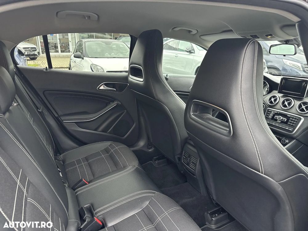 Mercedes-Benz GLA 200 (CDI) d 4Matic 7G-DCT Urban - 14