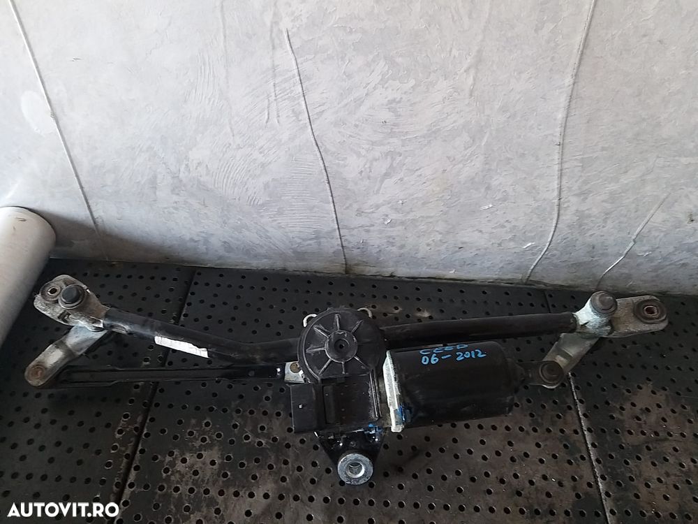 Ansamblu stergator motoras kia ceed 1 ed 2008 - 1