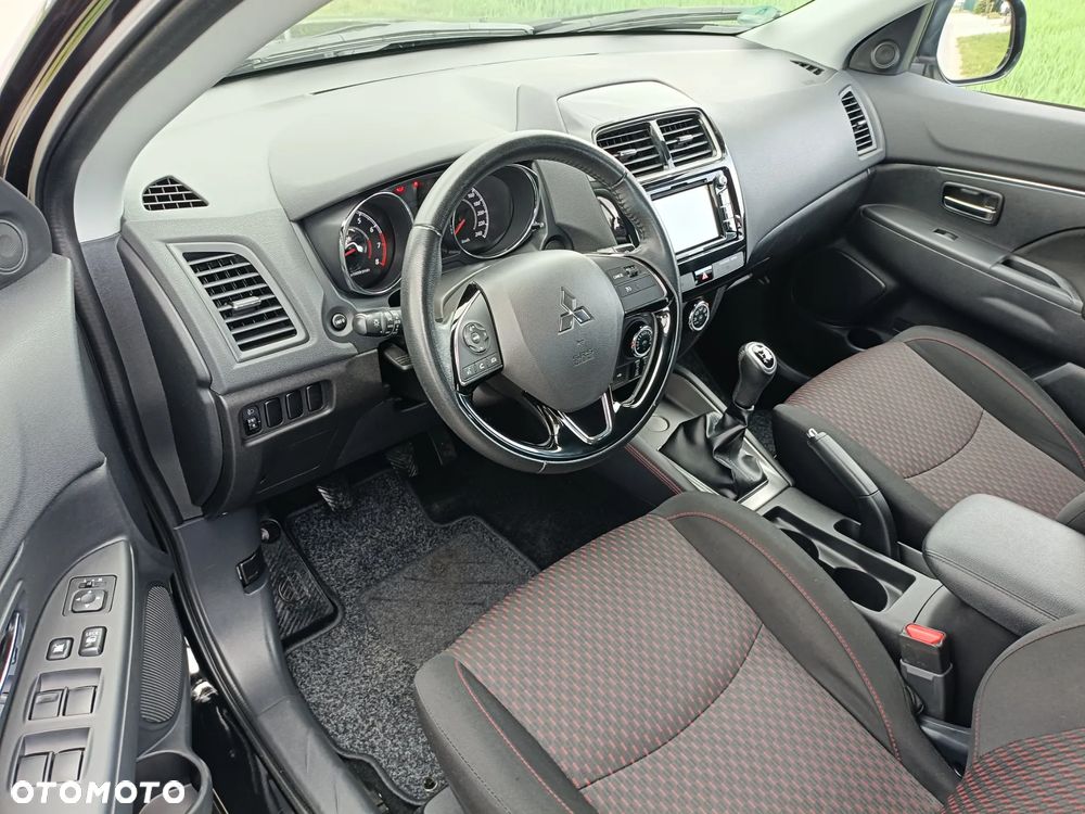 Mitsubishi ASX - 13