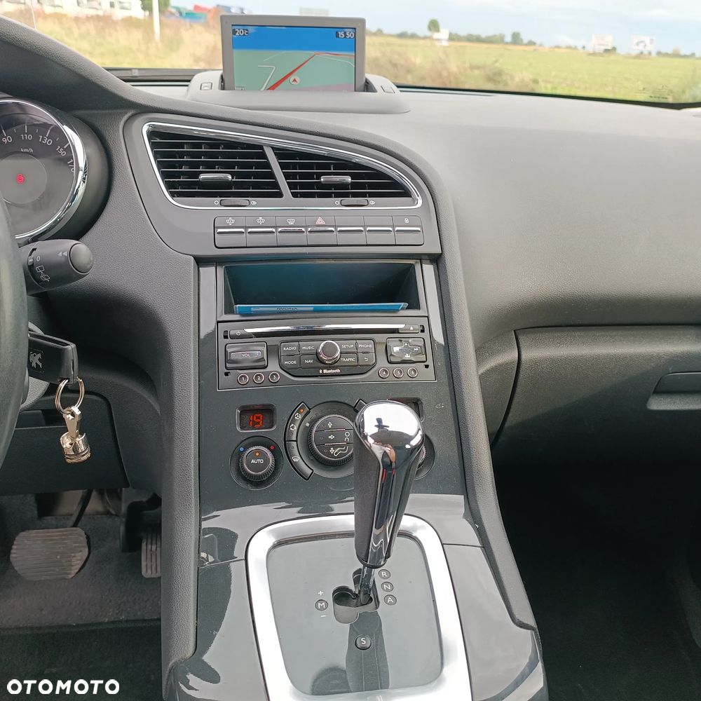 Peugeot 5008 e-HDI 115 ETG6 Stop&Start Business-Line - 33