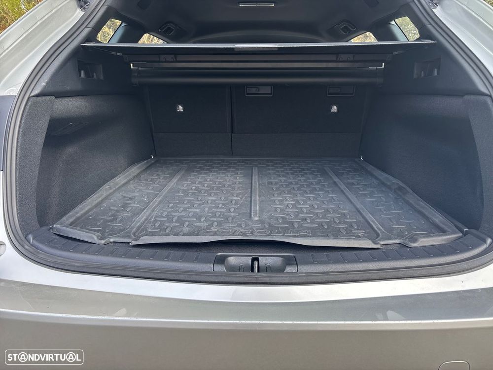 Toyota Corolla Touring Sports 1.8 Hybrid Active - 4
