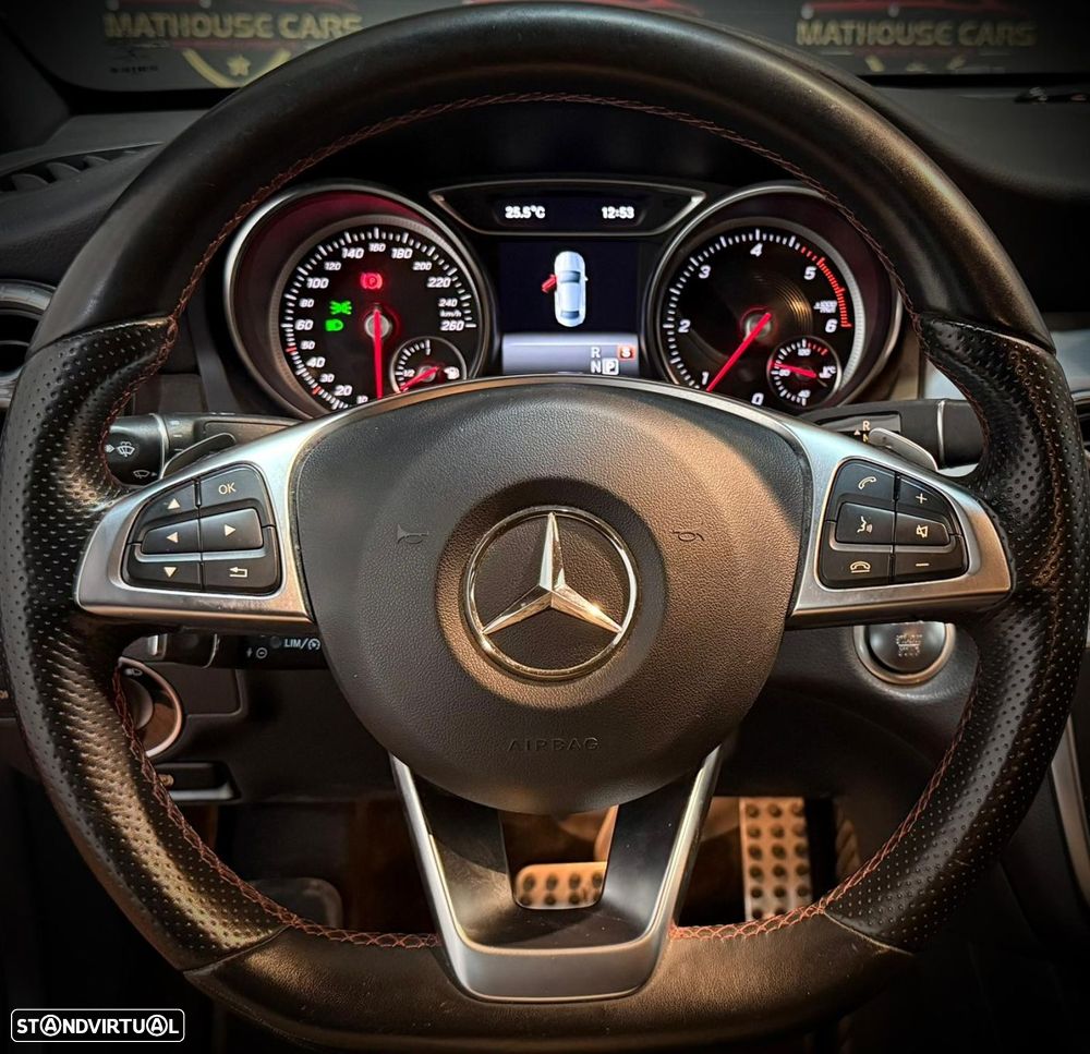 Mercedes-Benz CLA 180 - 35