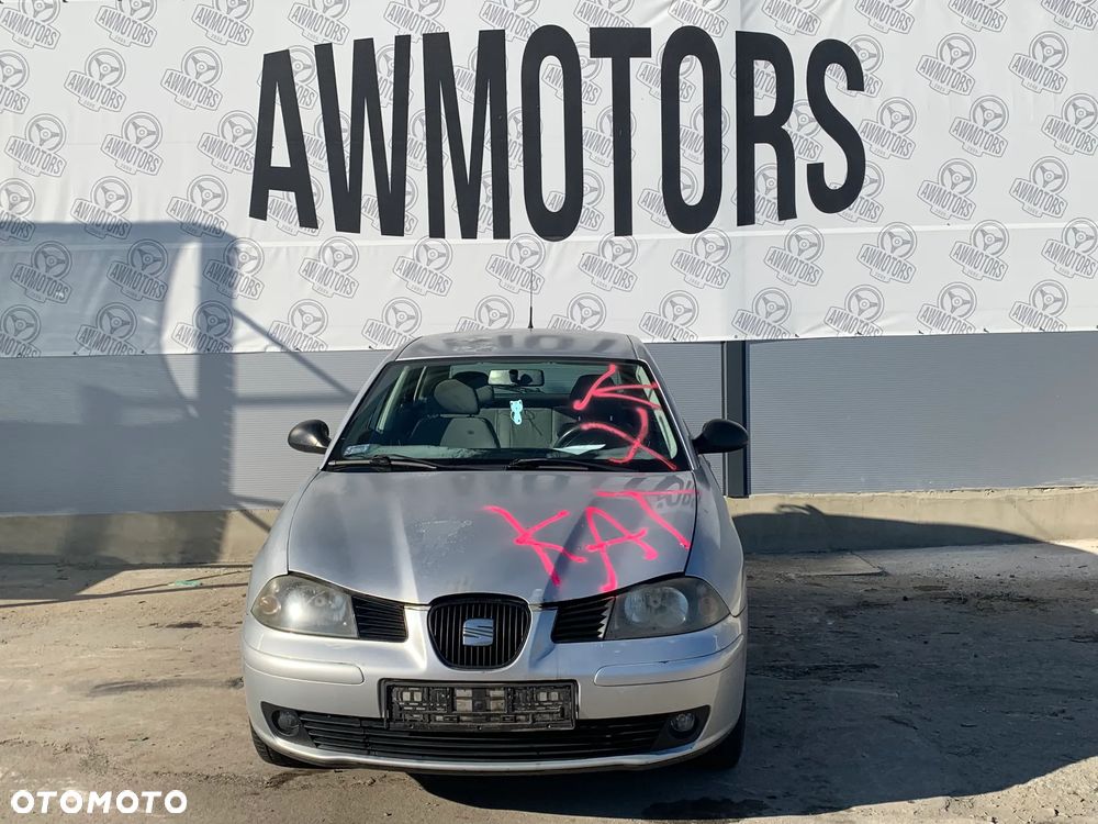 SEAT IBIZA 2004 *SAMOCHÓD NA CZĘŚCI* 2661  MASKA, LAMPA, DRZWI, LUSTERKO, ZDERZAK, GRILL, BŁOTNIK, KLAPA, BELKA, DESKA, FOTELE, KANAPA, ĆWIARTKA, KIEROWNICA, TARCZE, ZACISKI, ZAWIESZENIE, KOMPLETNY PRZÓD, KOMPLETNY TYŁ, LICZNIK, ZEGARY, PRAWE LEWE PRZÓD TYŁ - 4