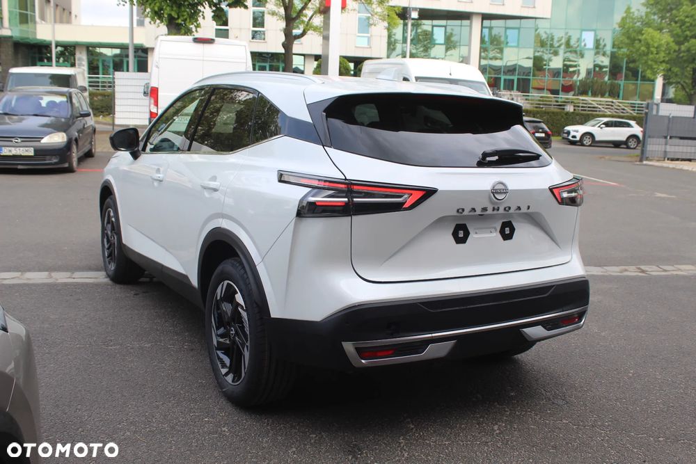 Nissan Qashqai 1.3 DIG-T MHEV N-Connecta Xtronic - 3