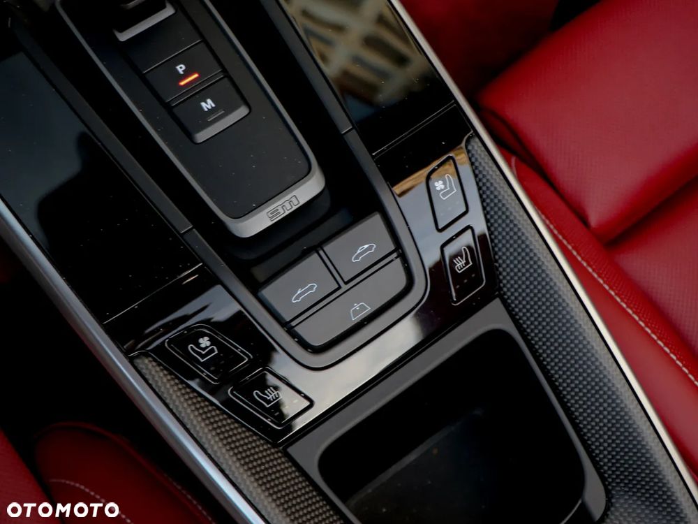 Porsche 911 Turbo S - 26
