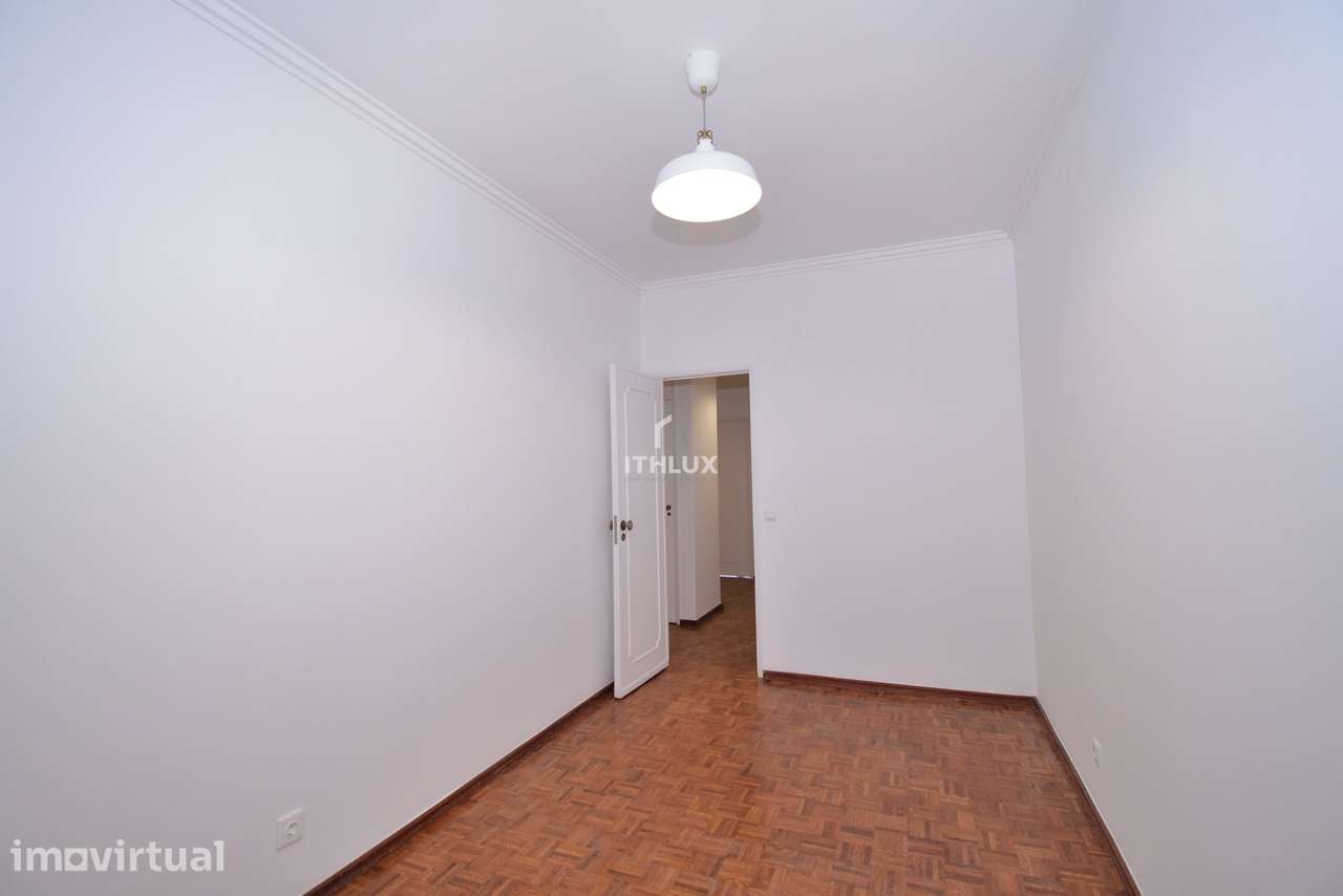 Apartamento T2 - zona central de Oeiras - Arrendamento - Grande imagem: 5/30