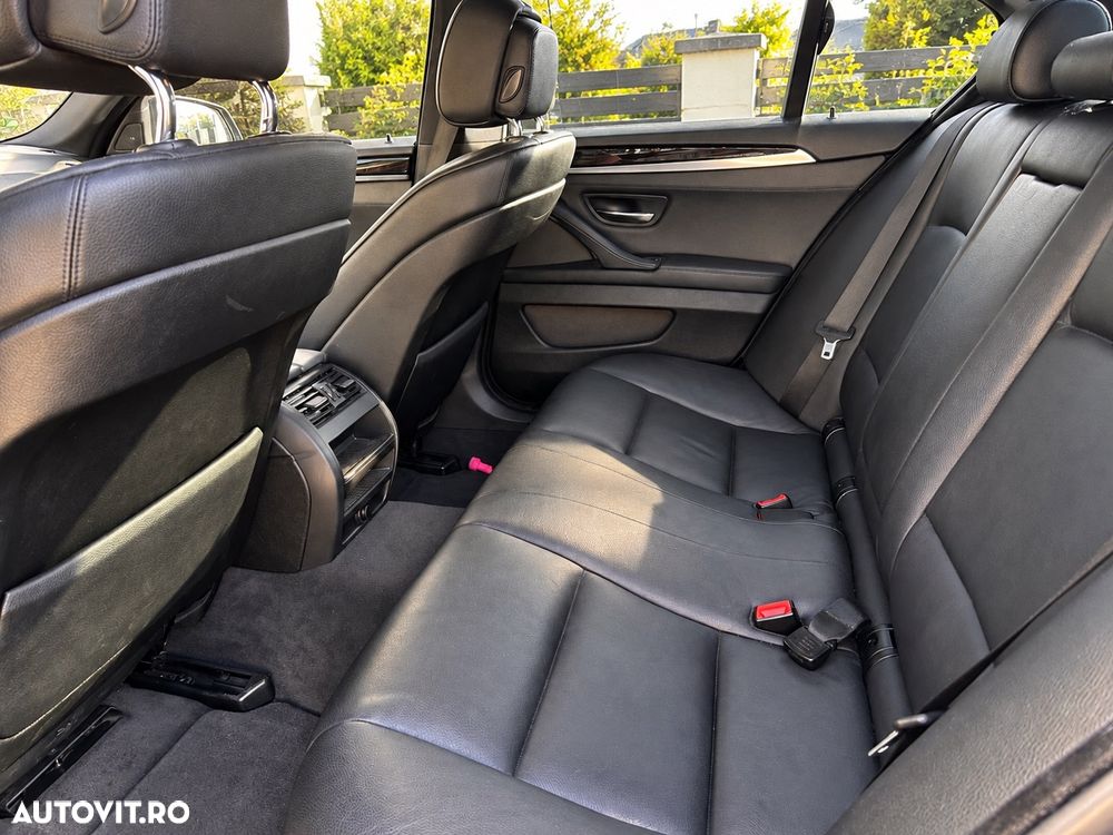 BMW Seria 5 530d Aut. - 10