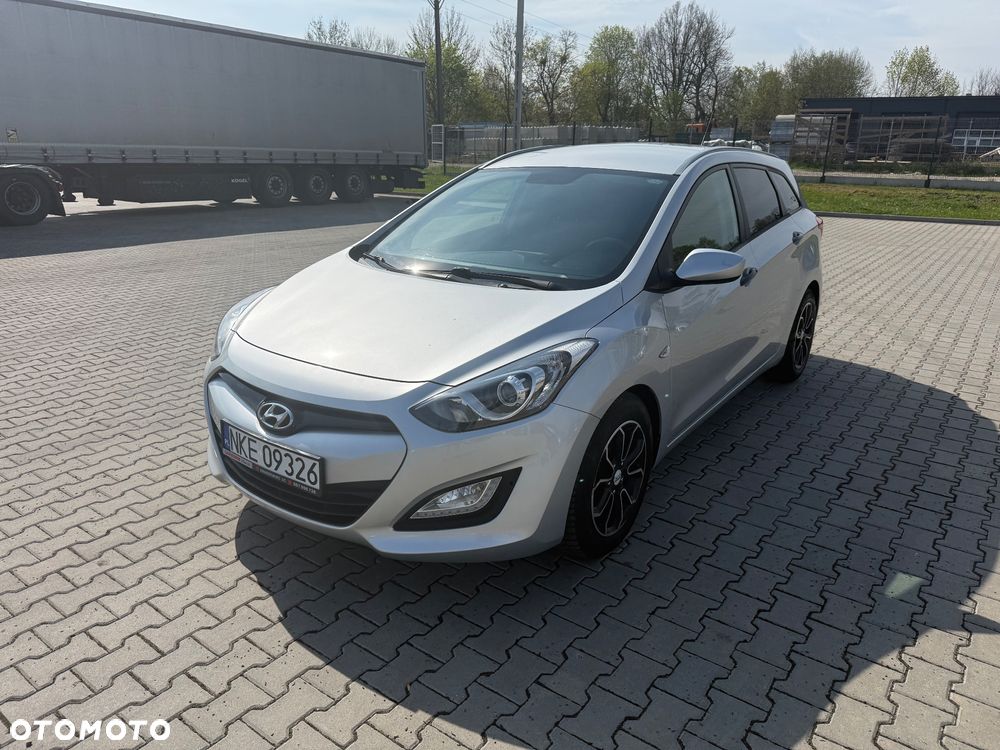 Hyundai i30 1.4 Fifa World Cup Edition - 1
