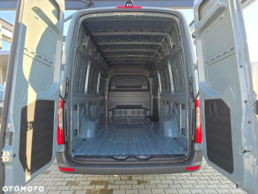 Mercedes-Benz Sprinter 317 CDI Long BASE 9G-Tronic - 9