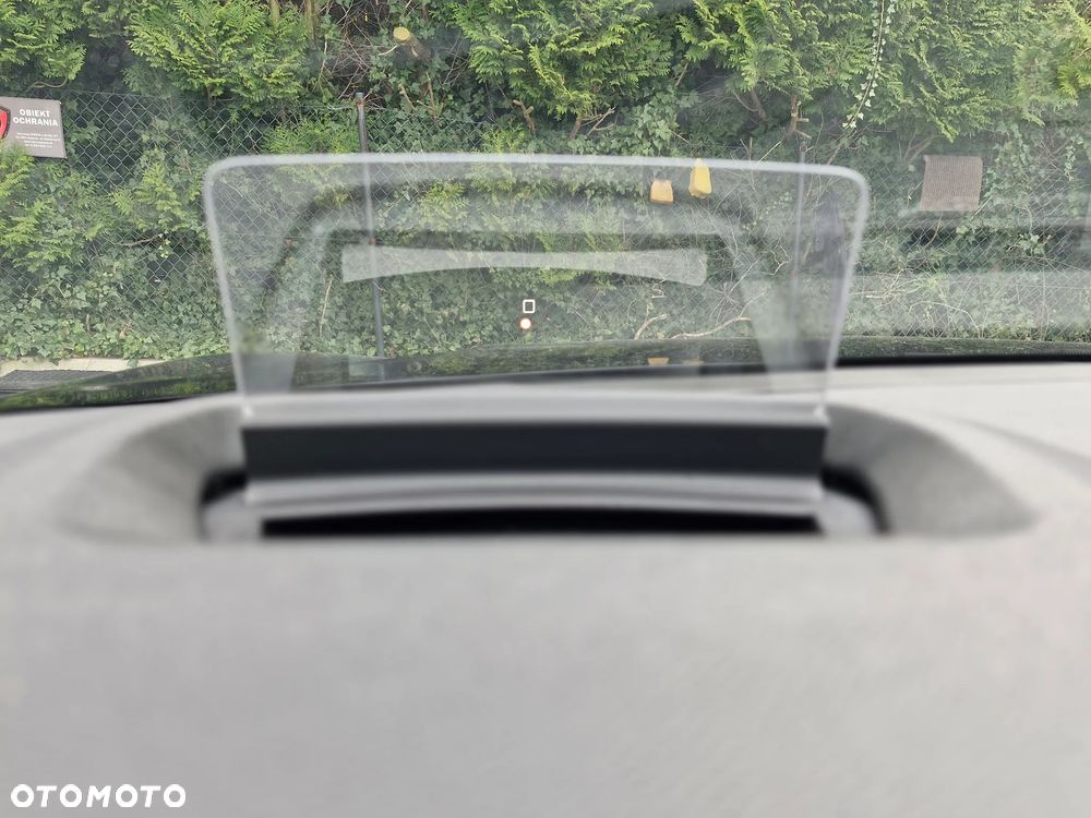 Citroën C4X 1.5 BlueHDi Business Edition S&S EAT8 - 35