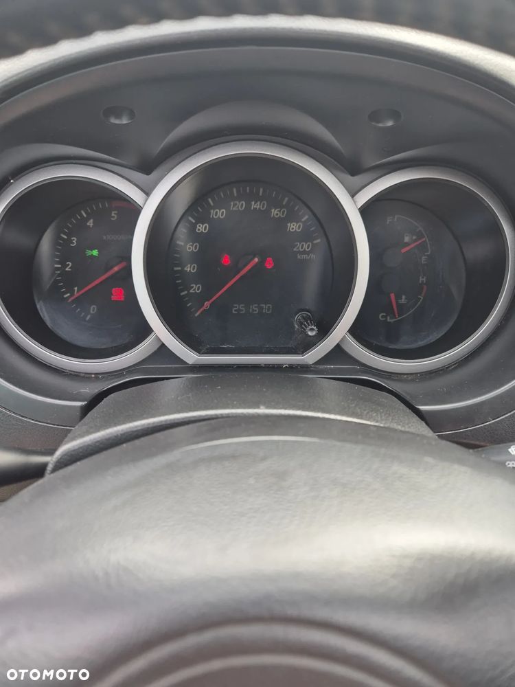 Suzuki Grand Vitara 1.9 DDiS - 8
