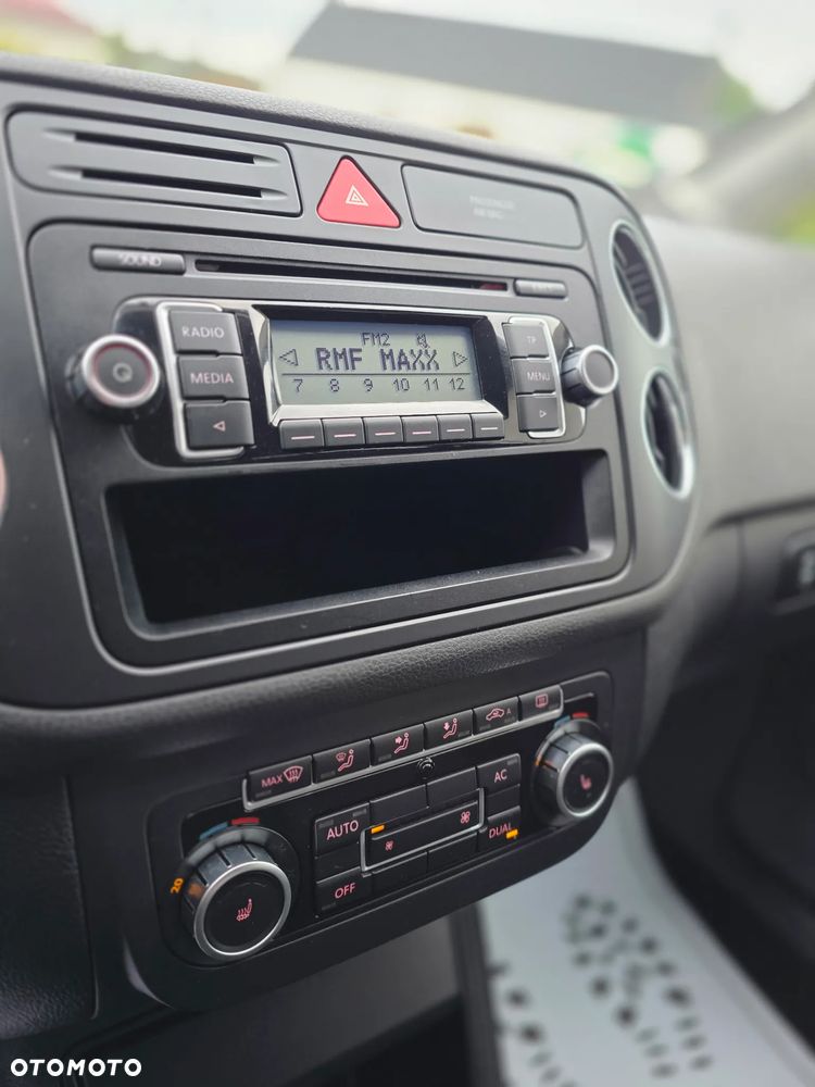 Volkswagen Golf - 11