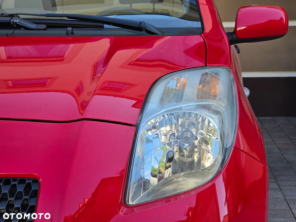 Toyota Yaris 1.3 VVT-i Sol - 20