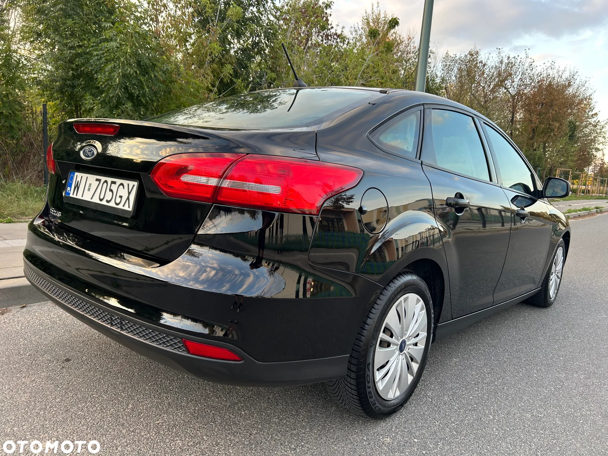 Ford Focus 1.6 Trend - 31