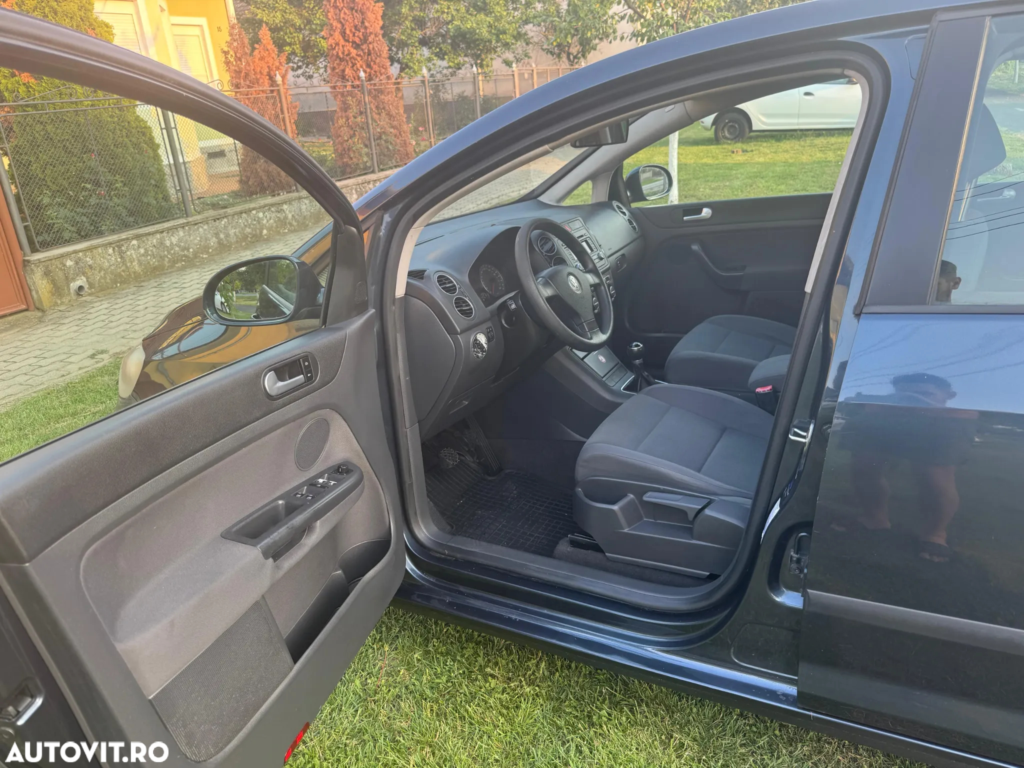 Volkswagen Golf Plus 1.9 TDI Comfortline - 5