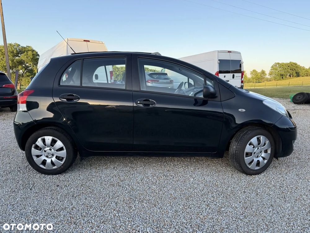 Toyota Yaris 1.0 VVT-i Cool - 3