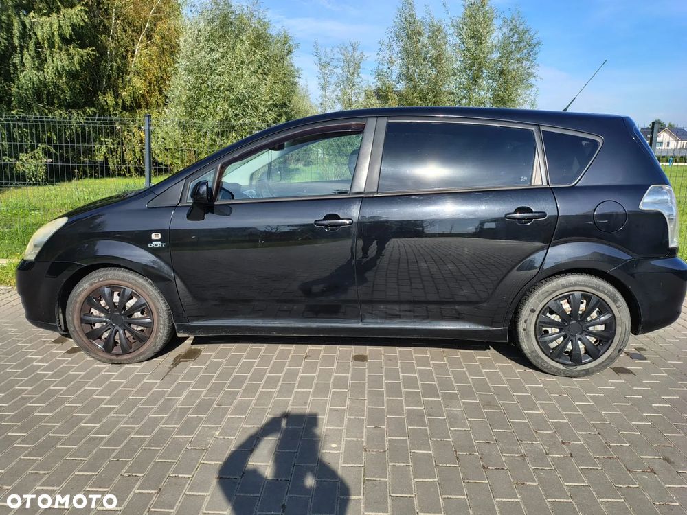 Toyota Corolla Verso - 8