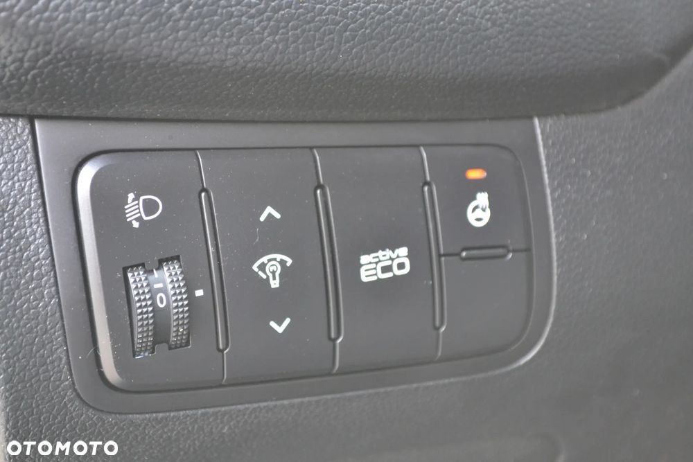 Kia Ceed - 25