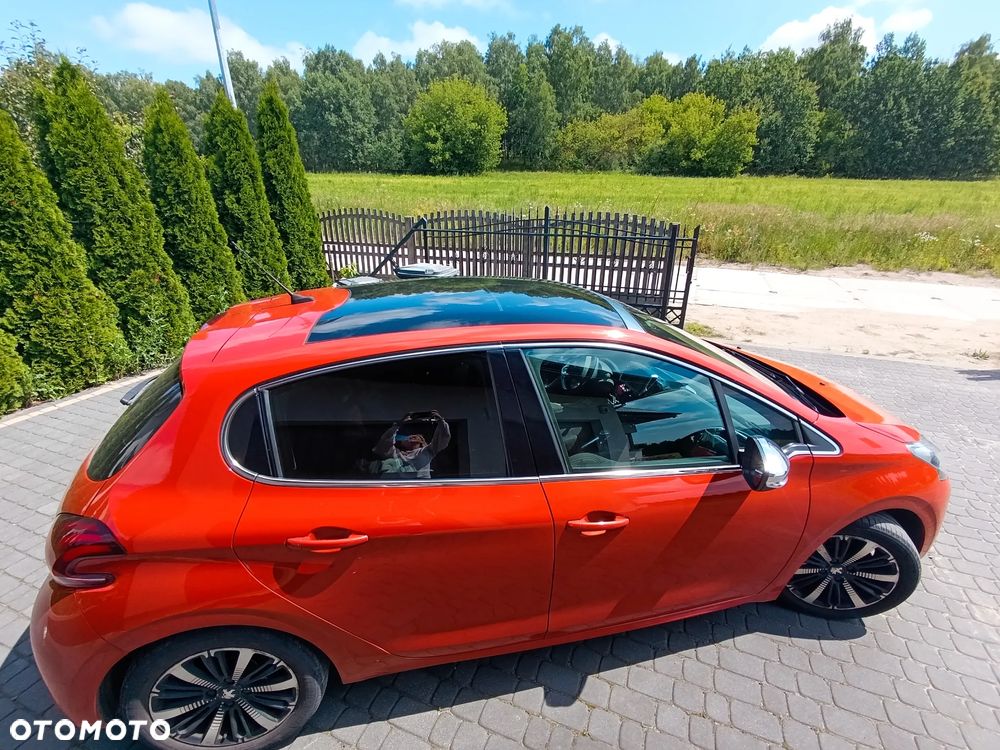 Peugeot 208 1.2 PureTech GPF Allure S&S EAT6 - 5