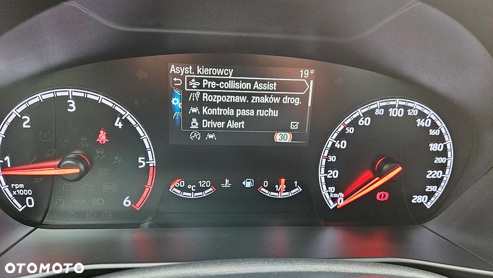 Ford Focus 2.0 EcoBlue ST - 14