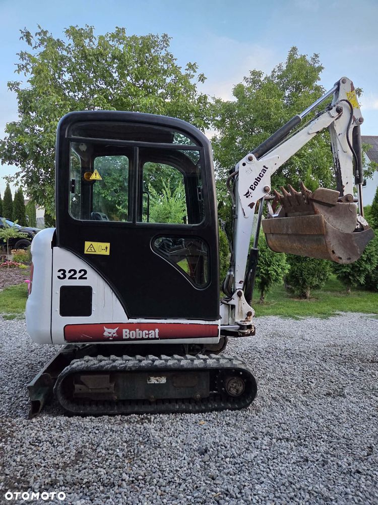Bobcat 322 - 1