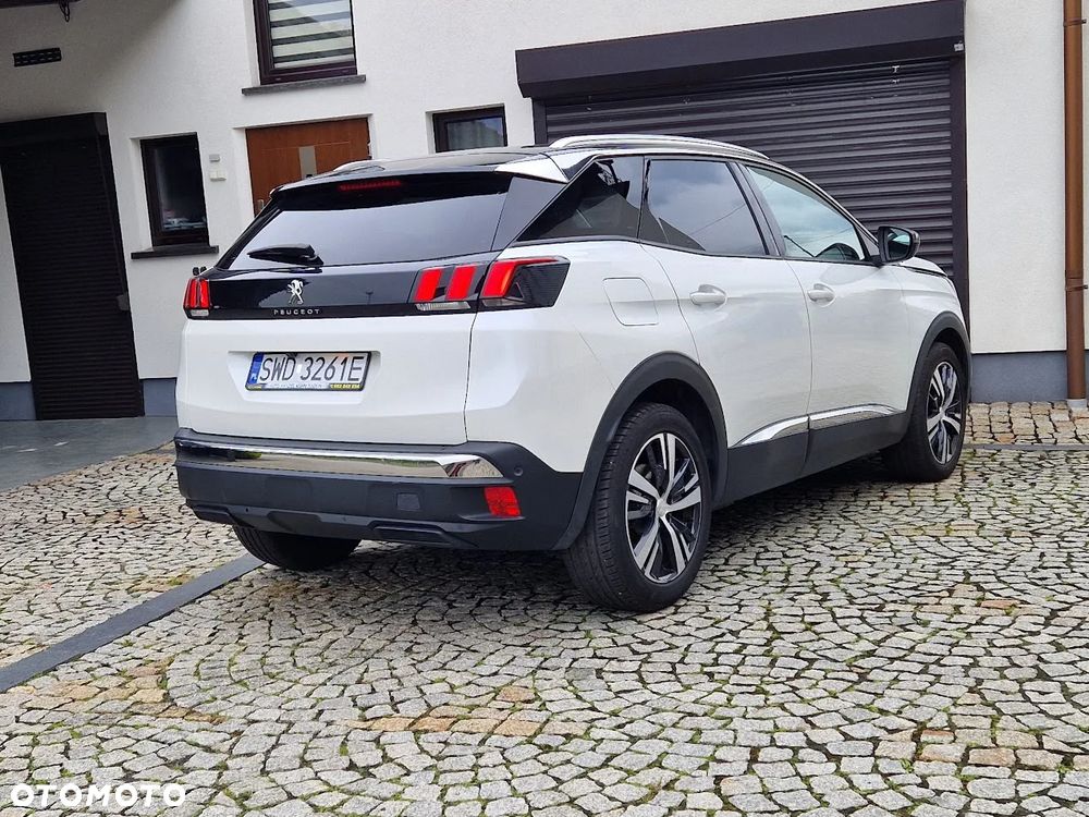 Peugeot 3008 PureTech 130 Stop & Start GPF Allure - 8